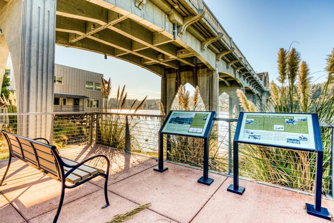 The Riverfront Florence Exterior foto